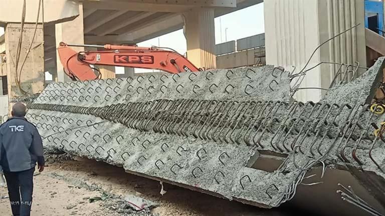 20 متر خرسانة فوق رؤوس 6 عمال.. لحظات الرعب في حادث محور كمال عامر