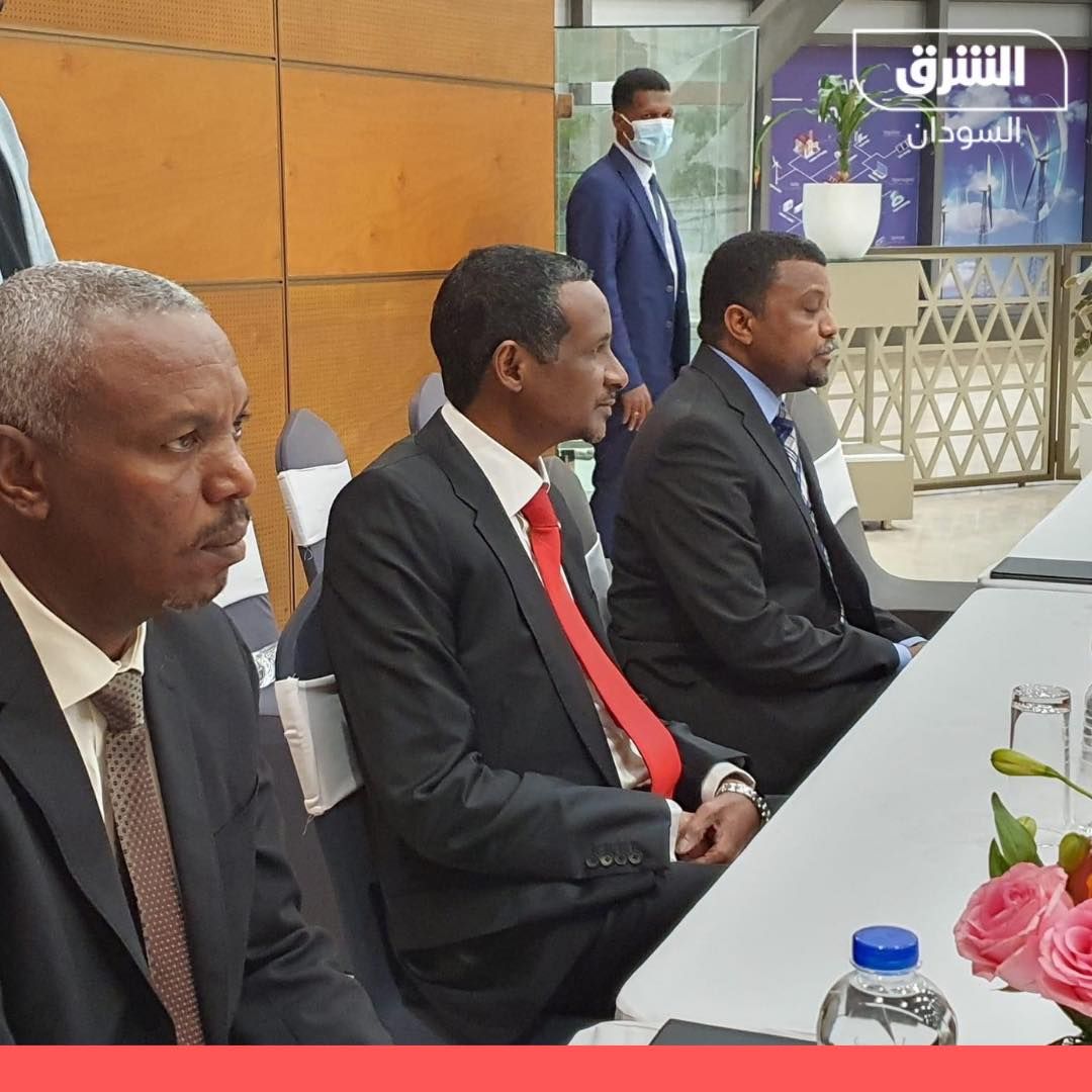 بالصور.. جانب من اجتماع “حميدتي” وتنسيقية حمدوك في اثيوبيا