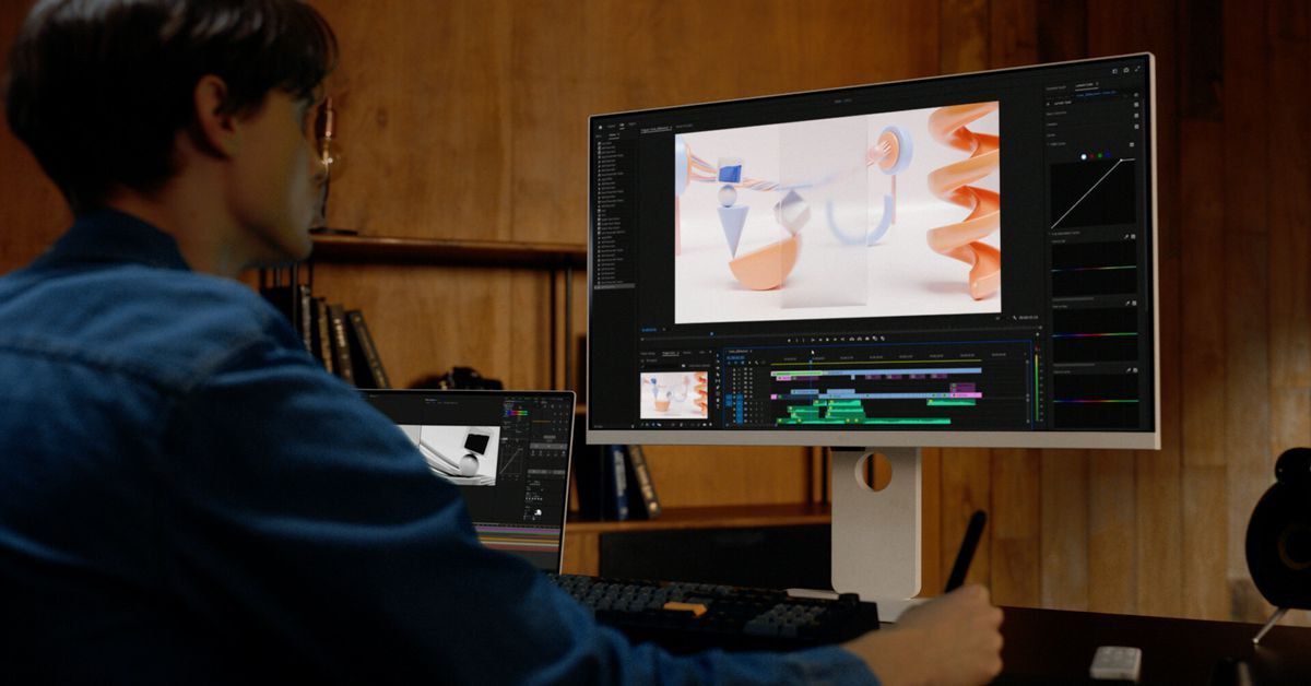 تكنولوجيا: ‏LG تقدم أحدث شاشات 4K لها بحجم 32 بوصة في حدث #CES2024