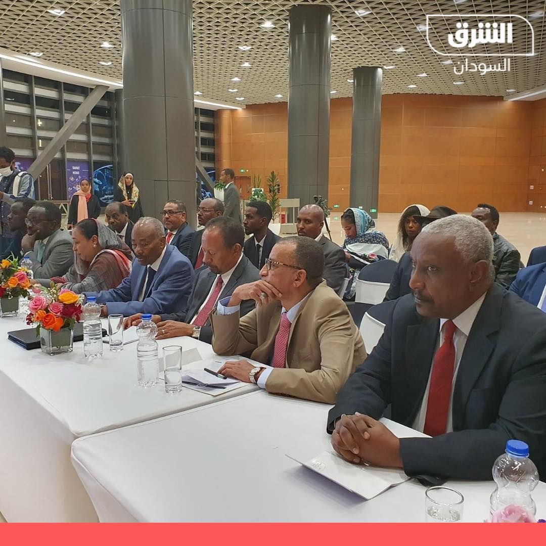 بالصور.. جانب من اجتماع “حميدتي” وتنسيقية حمدوك في اثيوبيا