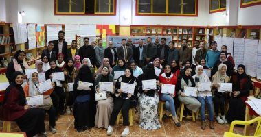 وزارة الشباب تختتم فعاليات برنامج "التعليم المدني" بمحافظتي الأقصر والإسكندرية