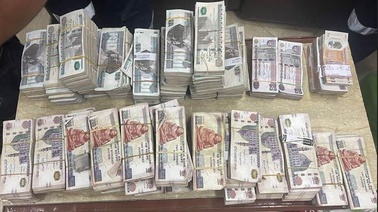 حاميها حراميها.. موظفان استوليا على 23 مليون جنيه من شركة أسمنت بالقاهرة