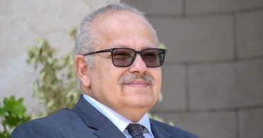 الخشت يتلقى تقريرا يرصد إنجازات جامعة القاهرة دوليا خلال 2023
