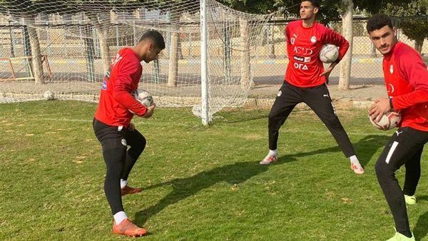 منتخب الشباب يواصل تدريباته باستاد القاهرة.. وتعليمات متواصلة لتصحيح الأخطاء