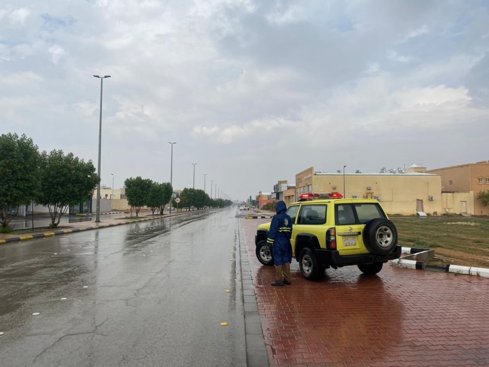 "الأرصاد": أمطار متوسطة على الرياض والمنطقة الشرقية