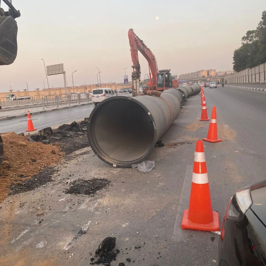 شركة مياه القاهرة تنتهى من إحلال وتجديد خطوط بعين شمس.. صور