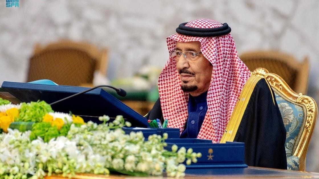 الخليج اليوم .. خادم الحرمين يوجه بتمديد برنامج حساب المواطن والدعم الإضافي حتى نهاية 2024