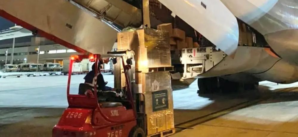 مغادرة الطائرة الإغاثية السعودية الـ 35 لمساعدة الشعب الفلسطيني في غزة