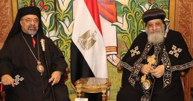 بطريرك الأقباط الكاثوليك يزور البابا تواضروس الثاني للتهنئة بعيد الميلاد
