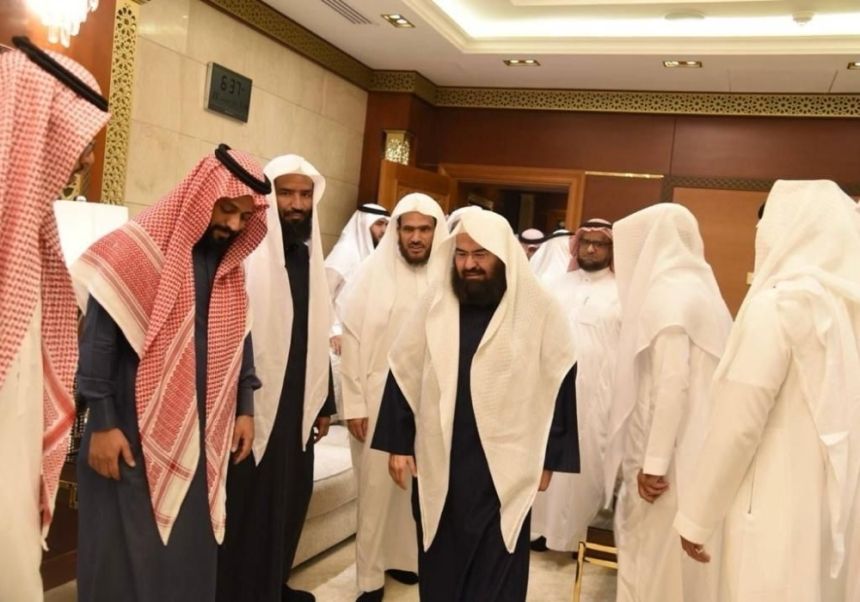 السديس: مبادرة تعزيز مكانة أئمة ومؤذني الحرمين تفعيل عملي لمبدأ الشورى
