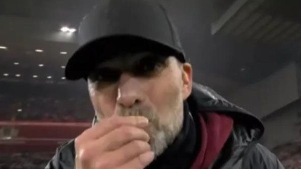 يورجن كلوب يوجه رسالة قوية لمصور مباراة ليفربول ونيوكاسل