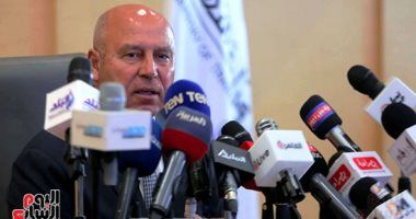 وزير النقل: تطوير قطاع النقل يخدم الصناعة والزراعة والأيدى العاملة