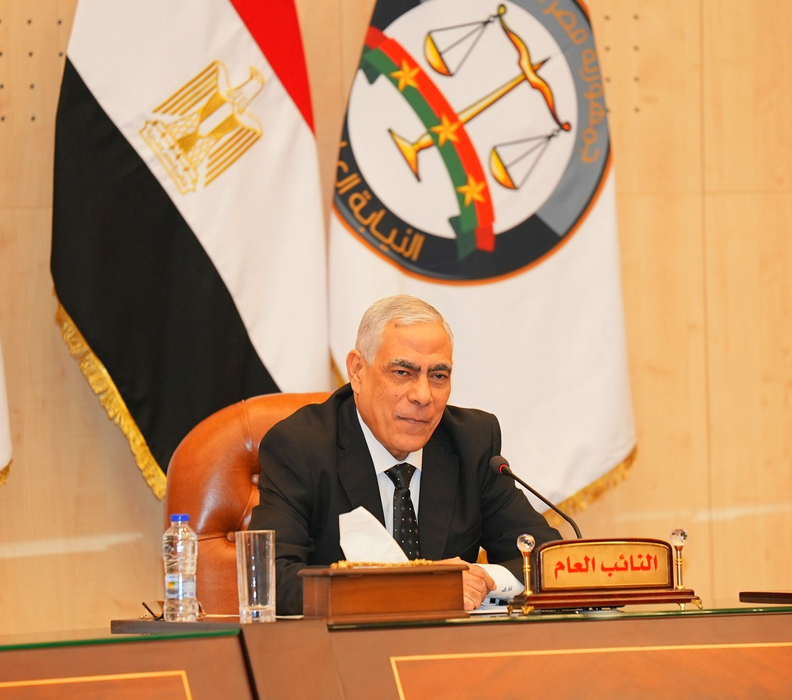 النائب العام يلتقي موظفي النيابة ويؤكد عزمه تكريم المتميزين والتواصل معهم