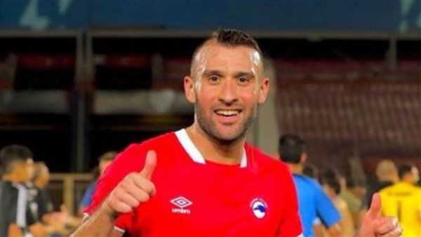 تفاصيل عقد عمر كمال عبدالواحد في الأهلي