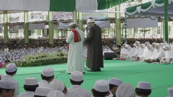 "حكماء المسلمين".. نشاط مكثف لتعزيز جسور التواصل والتعايش المشترك