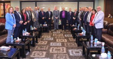 رئيس الطائفة الإنجيلية يستقبل رئيس المحكمة الدستورية للتهنئة بعيد الميلاد