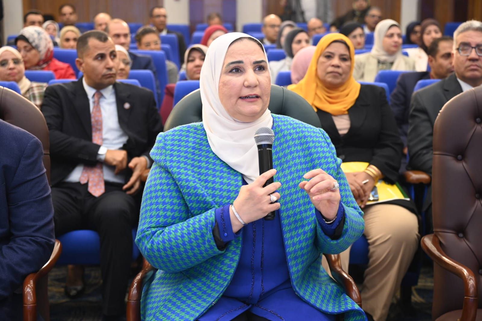وزيرة التضامن: تنفيذ 160 برنامجا تدريبيا لتطوير منظومة الموارد البشرية الجديدة
