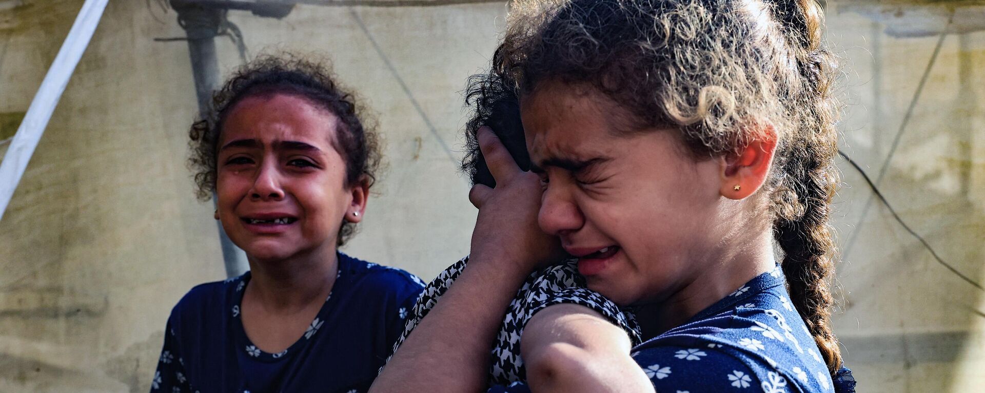 إعلام أمريكي: مساعدو بايدن في حملته الانتخابية يطالبونه بوقف حرب غزة فورا