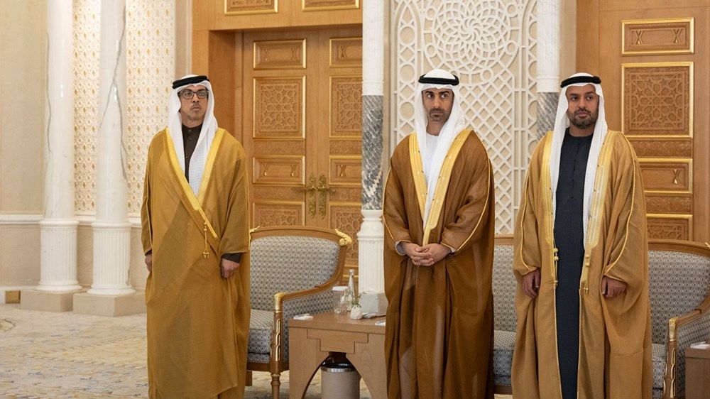 أمام رئيس الدولة.. عدد من سفراء الإمارات الجدد يؤدون اليمين القانونية