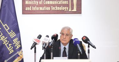 المستشار عدلى منصور يهنئ البابا تواضروس الثانى بعيد الميلاد المجيد