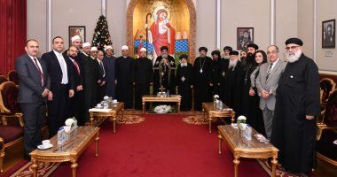 وزير الأوقاف يزور البابا تواضروس الثانى للتهنئة بعيد الميلاد المجيد