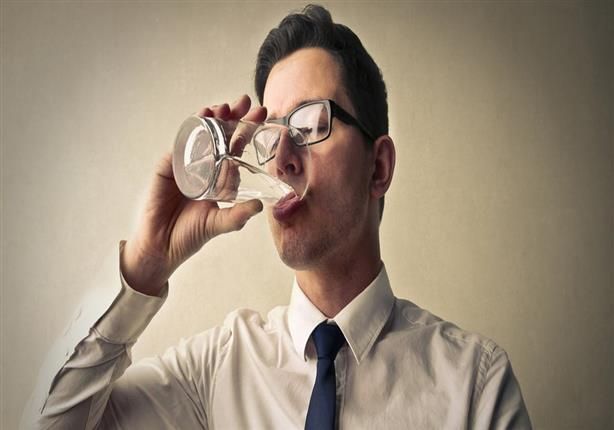 هذًا ما يحدث لكليتك عندما لا تشرب كمية كافية من الماء في الشتاء