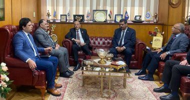 رئيس اتحاد العمال: القطاع العام هو الذراع الأساسى والمحرك لقطاع البترول
