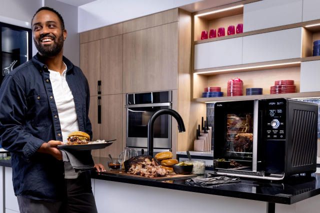 تكنولوجيا: جهاز GE Profile Smart Indoor Smoker للشواء يصل مقابل 1000 دولار #CES2024
