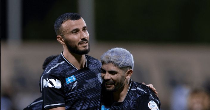 "الشباب" ينوي شراء عقد المغربي رومان سايس بشكل نهائي من "السد" القطري