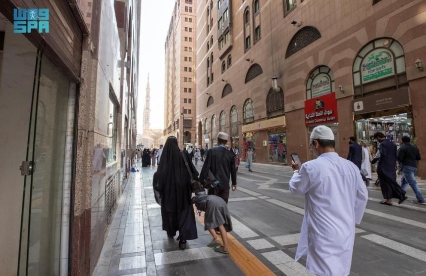 بالصور.. خدمات متميزة نوعية لضيوف برنامج خادم الحرمين للعمرة
