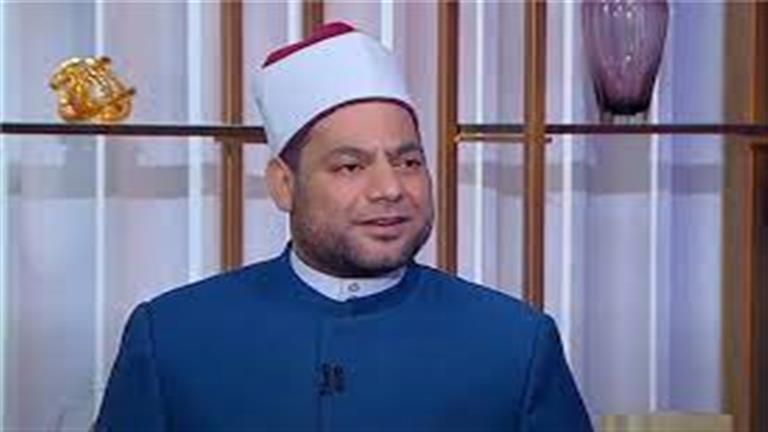 مصطفى عبدالسلام خطيبًا.. نقل شعائر صلاة الجمعة من مسجد سيدنا الحسين