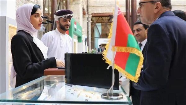 سلطنة عمان تشارك في المعرض العربي للطوابع بمبني البريد المصري التاريخي بالقاهرة