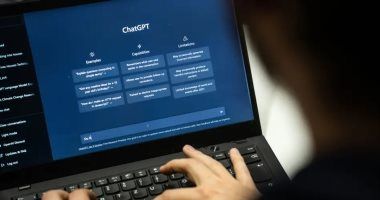 تكنولوجيا: قريبا مستخدمو أندرويد يمكنهم تعيين ChatGPT كمساعد افتراضي على الموبايل