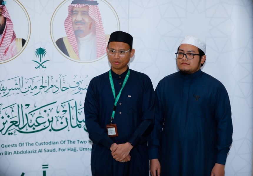 ضيوف برنامج خادم الحرمين للعمرة: المملكة تعتني بأمور المسلمين في العالم