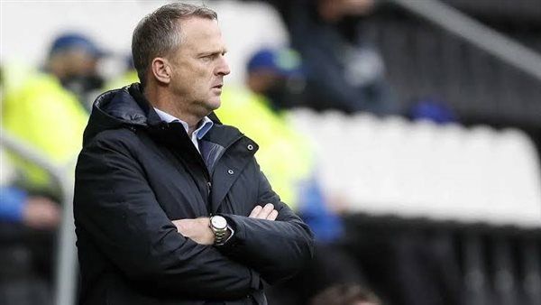 وكيل فان دين بروم يكشف للوفد حقيقة مفاوضات الزمالك مع المدرب الهولندي