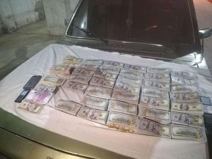 ضبط شخص في المنوفية لاتهامه بالاتجار في النقد الأجنبي