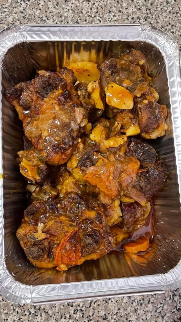 محشي وممبار.. «مي» تبهر الأمريكان بالأكل المصري في نيويورك
