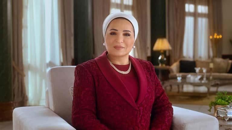 انتصار السيسي تهنئ المصريين باحتفالات عيد الميلاد المجيد