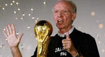 عبدالعزيز بن سعود يرعى ختام كأس العلا للصقور
