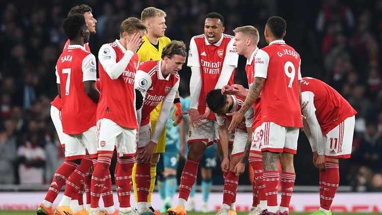 إصابة لاعب أرسنال قبل مباراة ليفربول في كأس الاتحاد الإنجليزي