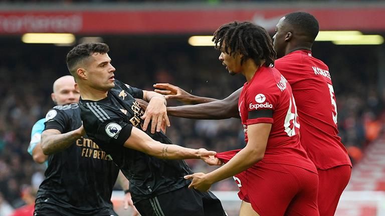 "غياب صلاح وفان دايك".. كلوب يعلن تشكيل ليفربول لمواجهة أرسنال في الكأس