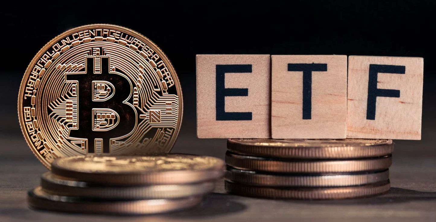 هل الموافقة على صندوق ETF البيتكوين قد تؤدي إلى انخفاض أسعار العملات المشفرة؟