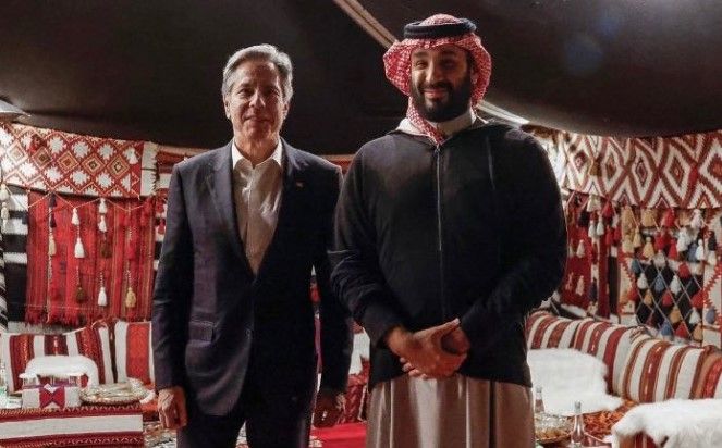 ولى العهد السعودى يستقبل وزير الخارجية الأمريكى فى المخيم الشتوى بالعلا.. صور