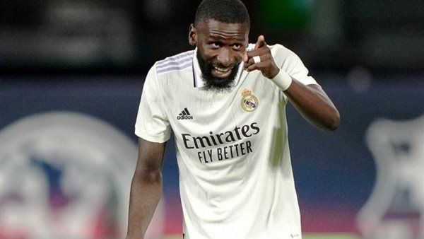 ريال مدريد يسجل التعادل في أتلتيكو برأسية روديجر