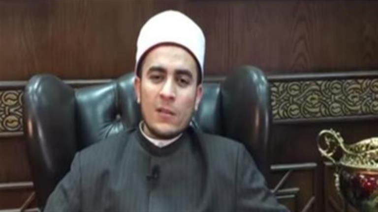 أمين الفتوى: النقاب ليس فرضا ولا معصية في خلعه
