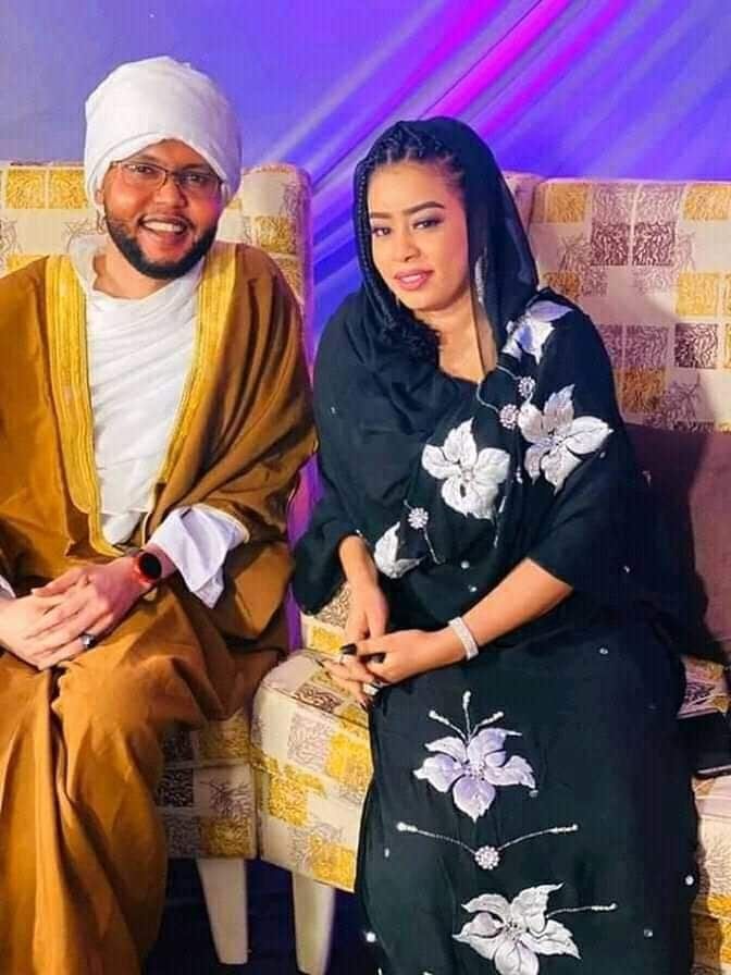 شاهد بالفيديو.. الفنان السوداني سجاد بحري يقف أمام الكعبة المشرفة ويتضرع بالدعاء: (اللهم أنصر القوات المسلحة ودمر الدعم السريع وشتت شملهم وأرنا فيهم عجائب قدرتك يا رب العالمين)