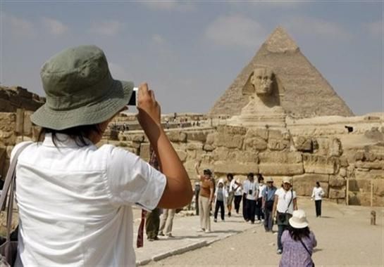 موقع Travel off Path يكشف أسباب زيادة السياحة بمصر خلال عام 2023