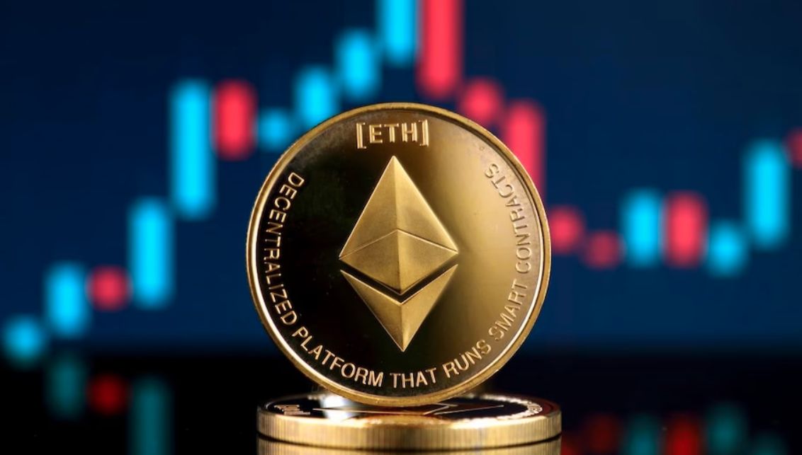 الايثيريوم (ETH) يظهر تفوقه كعملاق في عالم العملات الرقمية البديلة