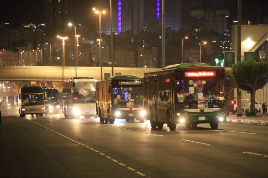 رئيس نقابة السيارات لـ”اليوم“: نقل الحجاج بحافلات صديقة للبيئة لتقليل الانبعاثات