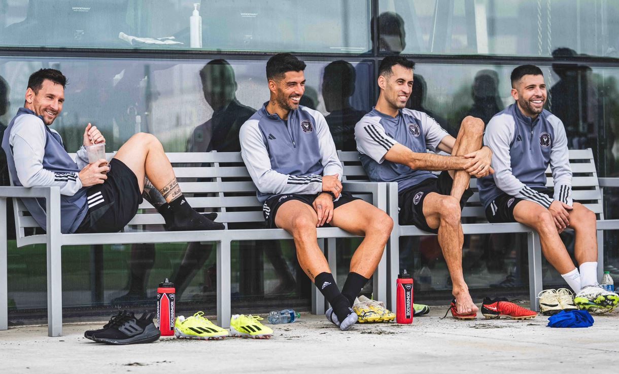 الامارات | سواريز يشعر بخيبة أمل بسبب برشلونة